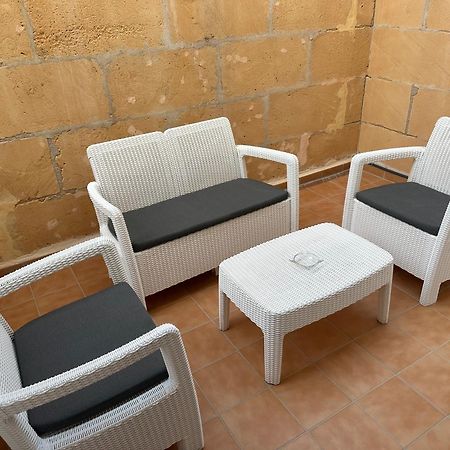 Hostal De La Caravel-La กาลาดอร์ ภายนอก รูปภาพ