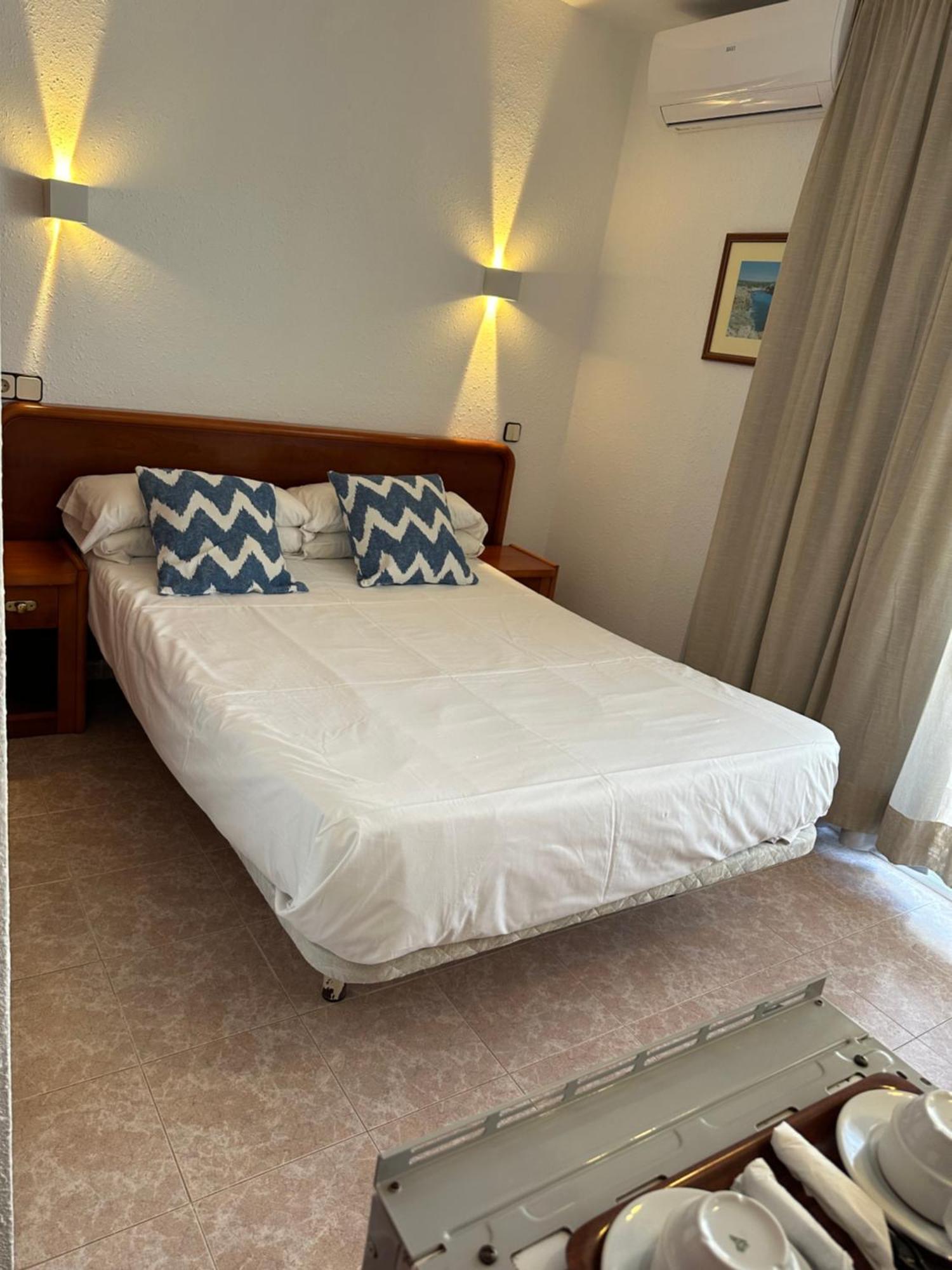 Hostal De La Caravel-La กาลาดอร์ ภายนอก รูปภาพ